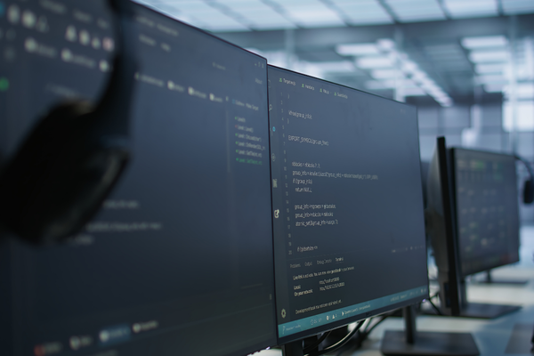 OIXIO IT Skaitmeniniu darbo vietu aptarnavimas